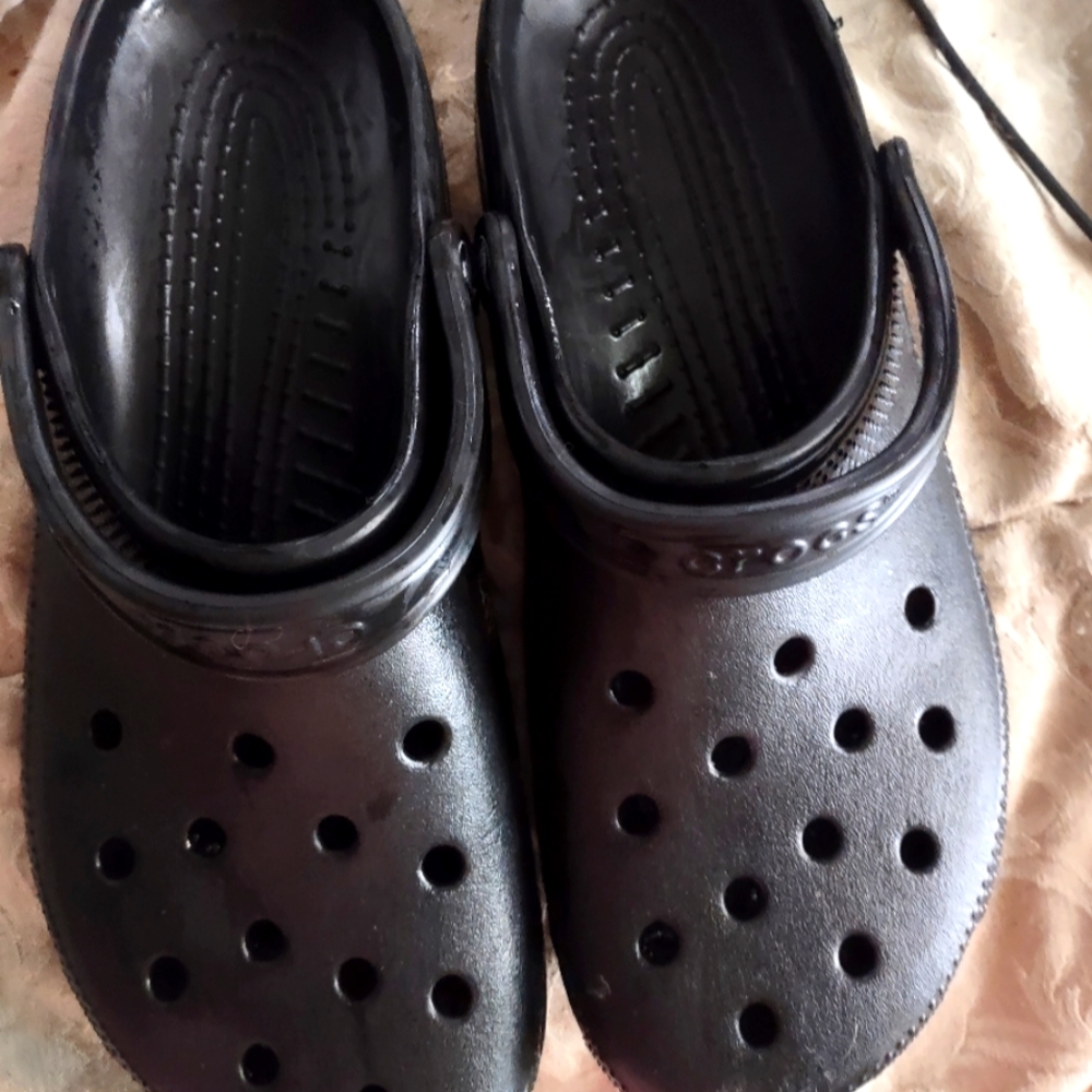 Crocs clogs